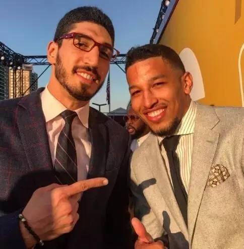 还是吸引包 还是吸引包